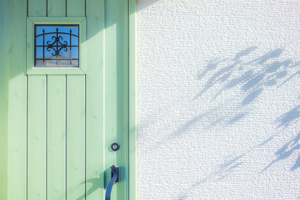 デザインを一新し明るい印象に