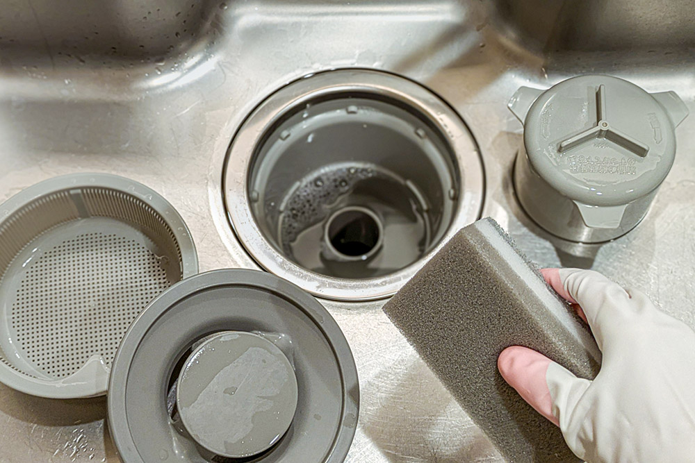 古くて掃除が大変…使うたびにストレスを感じるキッチン周りも新しく!!